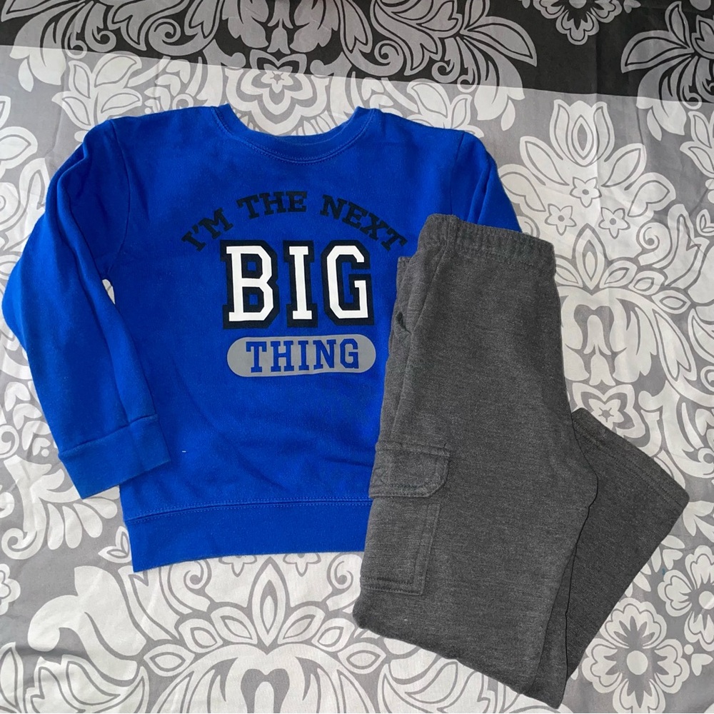 Like New boy grey pants and blue sweater 5t